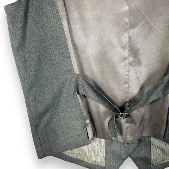 Perry Ellis Menswear Single Breasted Button Front Vest, Taupe Brown, Size Large - Picture 7 of 9